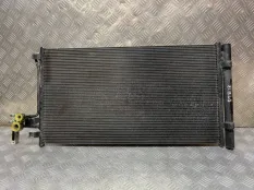 Радиатор кондиционера Land Rover Discovery Sport I (2014-н.в) 2017 GJ3219710AA ВНЕДОРОЖНИК 2.0 D 204DTD