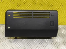 Пластик салона Toyota Sequoia II 2008 - 2022 2008 861830C040 5.7 I 3URFE