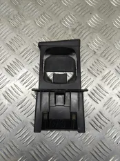 Подстаканник Toyota Hilux (2005-2015) 2014 556350K010 ПИКАП 2.5 D 2KDFTV