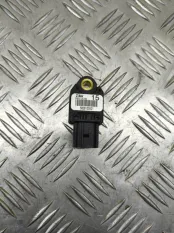 Датчик удара Toyota Sequoia II 2008 - 2022 2008 898310C060 5.7 I 3URFE