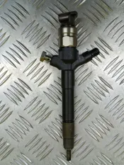 Форсунка топливная Mitsubishi L200 (2006-2015) 2011 1465A367 ПИКАП 2.5 D 4D56