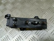 Блок управления сиденьем Toyota Sequoia II 2008 - 2022 2008 849220E010 5.7 I 3URFE