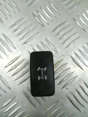 Кнопка блокировки дифференциала Toyota Hilux (2005-2015) 2012 847250K010 2.5 D 2KDFTV