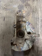 Кулак поворотный правый Land Rover Freelander II (2006-2014) 2008 LR006858 ПИКАП 2.2 D 224DT