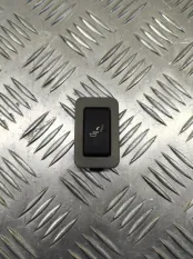 Кнопка (выключатель) Chevrolet Tahoe IV (2014-2020) 2015 22967349 5.3 I L83