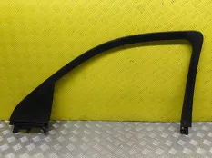 Накладка двери передней правой Chevrolet Tahoe IV (2014-2020) 2015 22772911 5.3 I L83