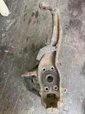 Кулак поворотный правый Nissan Navara (D40) 2004-2015 2009 400145X00C