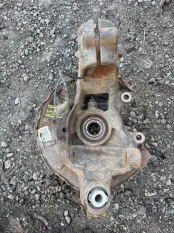 Кулак задний правый Land Rover Freelander II (2006-2014) 2014 LR001128 2.2 D 224DT
