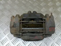 Суппорт передний правый Toyota Hilux (2005-2015) 2013 4773071010 ПИКАП 3.0 D 1KDFTV