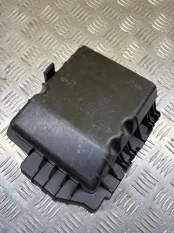 Крышка блока предохранителей Chevrolet Tahoe IV (2014-2020) 2015 22773472 5.3 I L83