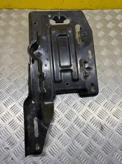 Полка аккумулятора Chevrolet Tahoe IV (2014-2020) 2015 84177367 5.3 I L83