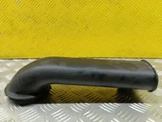 Патрубок воздушного фильтра Toyota Hilux (2005-2015) 2011 177510L030 ПИКАП 2.5 D 2KDFTV