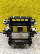 Рамка под магнитолу Land Rover Range Rover Evoque I (2011-2018) 2016 LR087748 2.0 D 204DTD