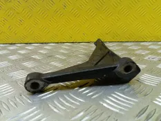 Кронштейн КПП Toyota Hilux (2015-2021) 2021 331190K020 ПИКАП 2.4 D 2GDFTV