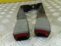 Ответная часть ремня безопасности Toyota Hilux (2005-2015) 2011 733900K190 ПИКАП 2.5 D 2KDFTV