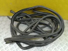 Уплотнитель Toyota Hilux (2005-2015) 2011 ПИКАП 2.5 D 2KDFTV