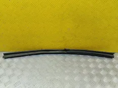 Уплотнитель Nissan Pathfinder (R51M) 2004-2013 2006 ВНЕДОРОЖНИК 2.5 D YD25, передний правый