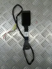 Ответная часть ремня безопасности ISUZU D-Max II (2012-2021) 2017 621500500C ПИКАП 1.9 D RZ4E
