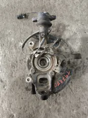 Кулак поворотный левый Mitsubishi L200 (2006-2015) 2011 MR992377 ПИКАП 2.5 D 4D56