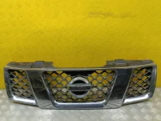Решетка радиатора Nissan Pathfinder (R51M) 2004-2013 2008 62310EB400 2.5 D YD25DDTI