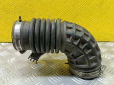 Патрубок воздушного фильтра Nissan Pathfinder (R51M) 2004-2013 2008 16578EC00B 2.5 D YD25DDTI