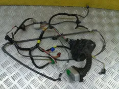 Проводка двери Dodge RAM IV (2008-2019) 2015 68142923AB