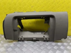 Накладка декоративная на торпедо Chevrolet Tahoe IV (2014-2020) 2015 22883562 5.3 I L83