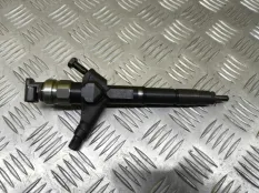 Форсунка топливная Nissan Pathfinder (R51M) 2004-2013 2008 16600EB30B 2.5 D YD25DDTI