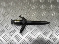 Форсунка топливная Nissan Pathfinder (R51M) 2004-2013 2008 16600EB30B 2.5 D YD25DDTI