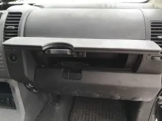 Бардачок Nissan Pathfinder (R51M) 2004-2013 2006 68275EB30C ВНЕДОРОЖНИК 2.5 D YD25DDTI