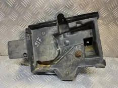 Полка аккумулятора Chrysler Voyager IV (2000-2007) 2003 64577T МИНИВЭН 2.8 CRD