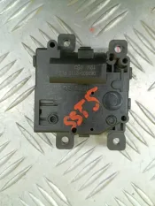 Моторчик заслонки печки Toyota Hilux (2005-2015) 2013 0638002110 ПИКАП 3.0 D 1KDFTV