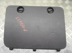 Обшивка крышки багажника Toyota Land Cruiser Prado 150 (2009-2023) 2012 7520260070B0 2.7 I 2TRFE