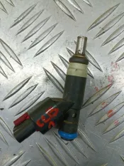 Форсунка топливная Dodge Caliber I (2006-2012) 2008 4891577AB 2.0 I ECN