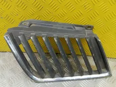 Решетка радиатора Mitsubishi L200 (2006-2015) 2008 MN142327 ПИКАП 2.5 D 4D56