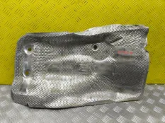 Тепловой экран глушителя Toyota Land Cruiser Prado 150 (2009-2023) 2012 5832760100 2.7 I 2TRFE