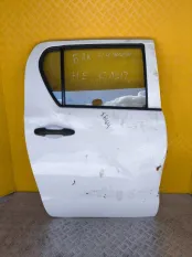 Стекло двери задней правой Toyota Hilux (2015-2021) 2021 681130K220 ПИКАП 2.4 D 2GDFTV