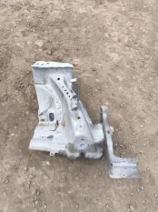 Лонжерон правый Land Rover Freelander II (2006-2014) 2011 LR012999 2.2 D 224DT