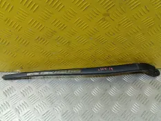 Щеткодержатель (поводок стеклоочистителя, дворник) Toyota Tundra II (2006-2022) 2014 852100C020