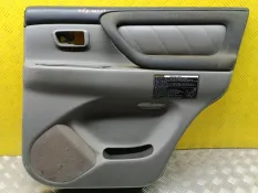 Обшивка двери задняя правая Toyota Land Cruiser (100) 1998-2007 2004 6778760220 ВНЕДОРОЖНИК 4.7 I 2UZFE