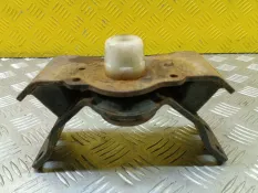 Подушка крепления КПП Toyota Land Cruiser Prado 120 (2002-2009) 2003 1237130060 3.0 D 1KDFTV