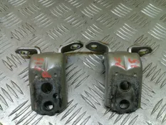 Петля двери Nissan Pathfinder (R51M) 2004-2013 2008 2.5 D YD25DDTI