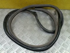 Уплотнитель Toyota Land Cruiser (100) 1998-2007 2004 ВНЕДОРОЖНИК 4.7 I 2UZFE
