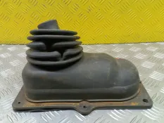 Чехол кулисы Toyota Land Cruiser (100) 1998-2007 2004 5828660240 ВНЕДОРОЖНИК 4.7 I 2UZFE