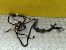 Проводка двери Toyota Land Cruiser (100) 1998-2007 2004 8215260333 ВНЕДОРОЖНИК 4.7 I 2UZFE