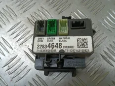 Блок электронный Chevrolet Tahoe IV (2014-2020) 2015 22834648 5.3 I L83