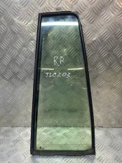 Стекло двери задней правой (форточка) Toyota Land Cruiser 200 (2008-2021) 2010 6812360290 4.5 D 1VDFTV