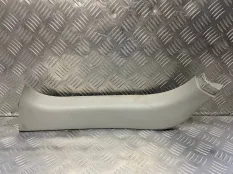 Обшивка крышки багажника Toyota Land Cruiser 200 (2008-2021) 2010 6793860090 4.5 D 1VDFTV