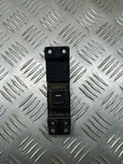 Кнопка стеклоподъемника заднего правого Kia Carnival (2014-2020) 2019 93580A9001 2.2 D