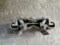 Подушка крепления КПП Mitsubishi L200 (2006-2015) 2008 MR992717 ПИКАП 2.5 D 4D56